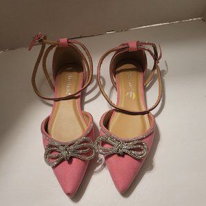 Shoedazzle Womens Rhinestone Pointed Toe Flat Pink Sandal Size 7 New without tag